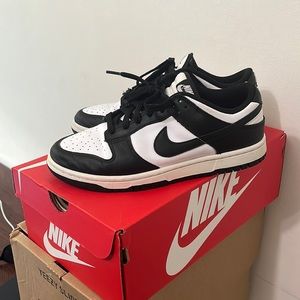 Nike Dunks Panda